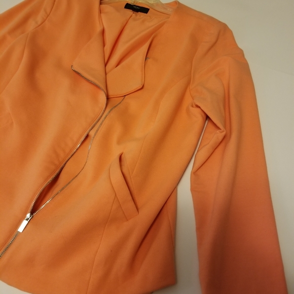 Peach colored moto style Blazer - Picture 3 of 4